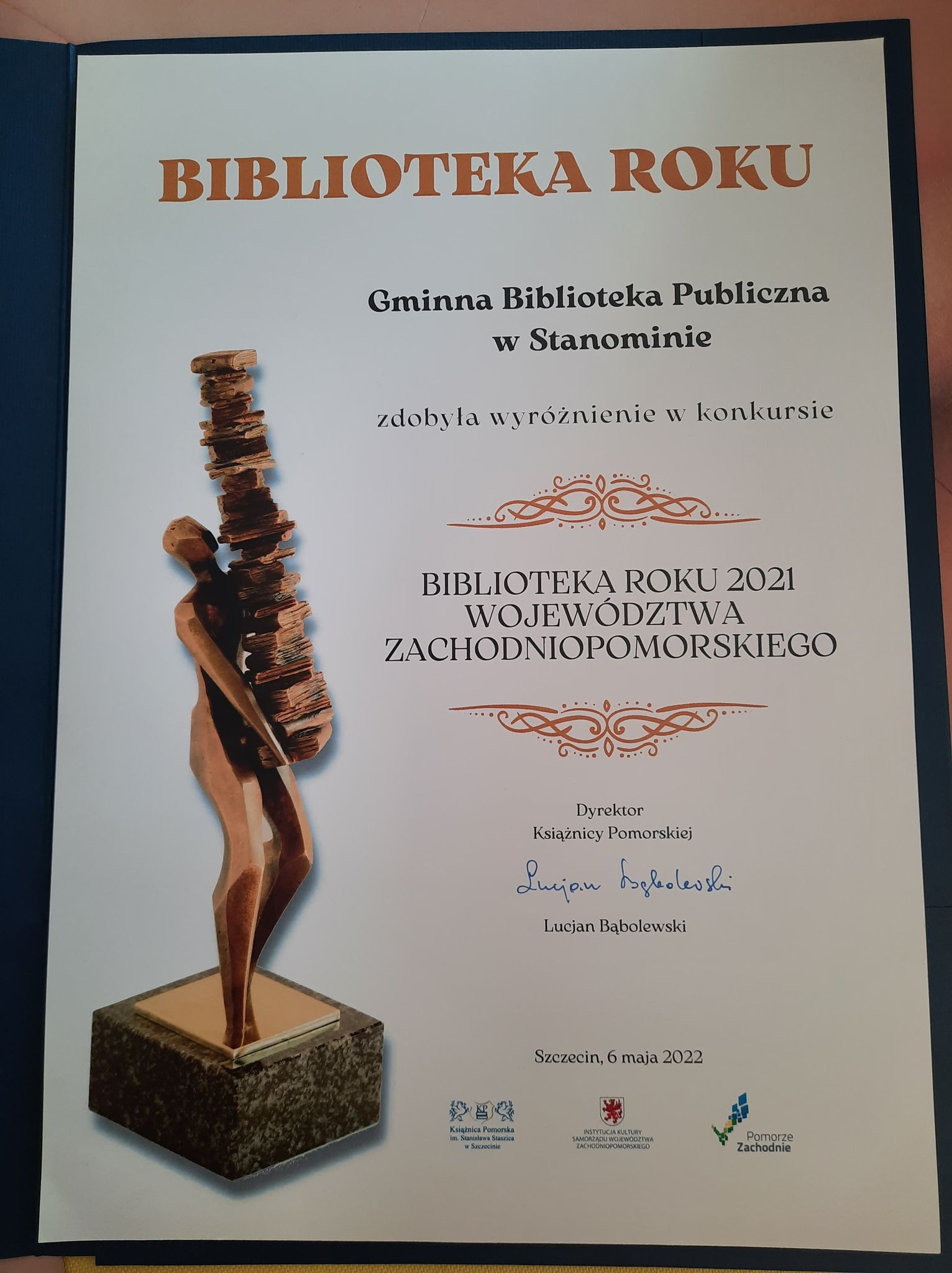 Dyplom za wyróznienie w konkursie BIBLIOTEKA ROKU 2021 WOJEWÓDZTWA ZACHODNIOPOMORSKIEGO