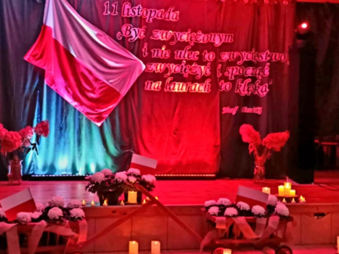 dekoracja Sali w Redlinie 