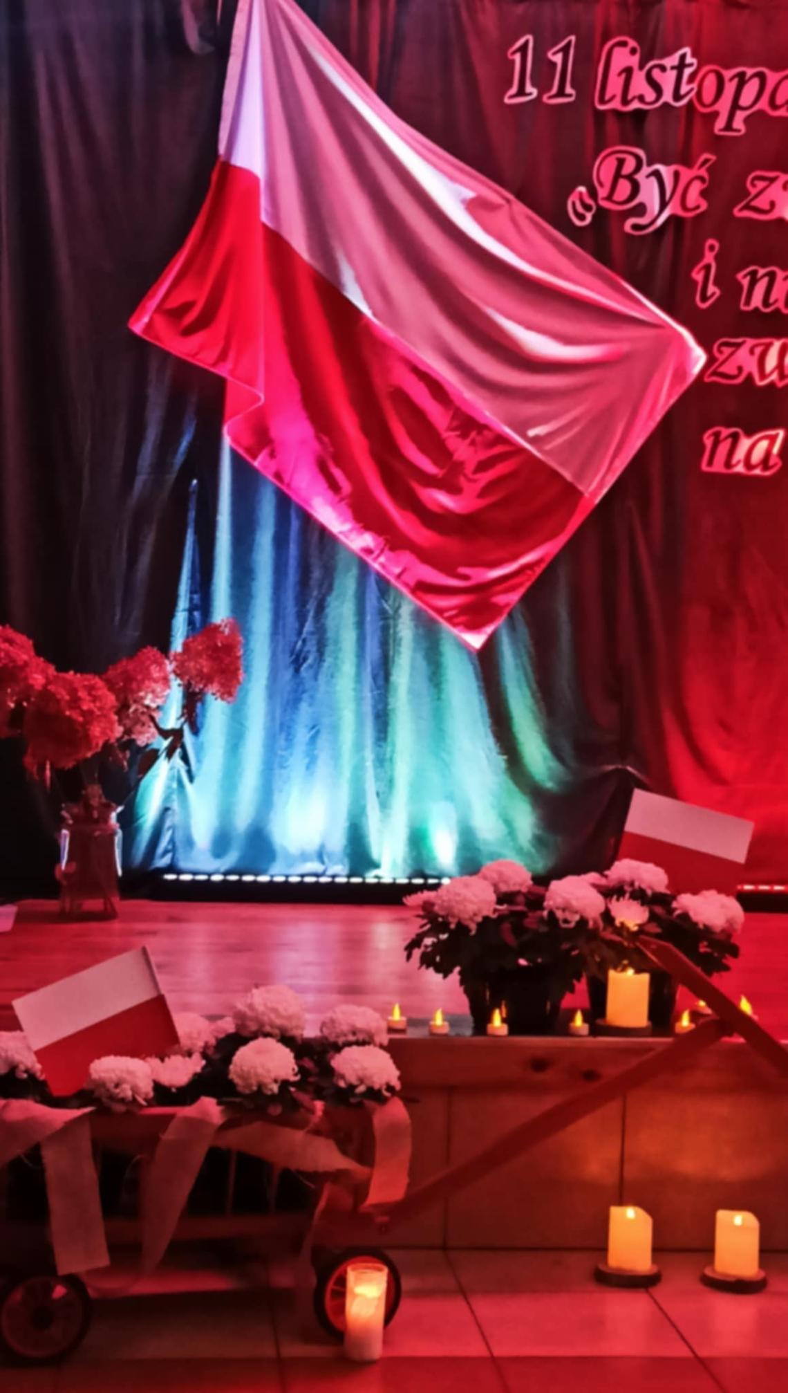 dekoracja Sali w Redlinie